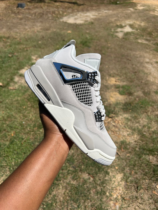 WMNS AIR JORDAN 4 RETRO 'FROZEN MOMENTS'