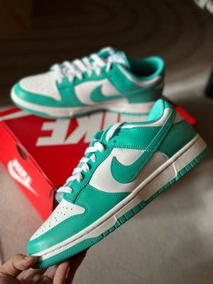 DUNK LOW 'CLEAR JADE'