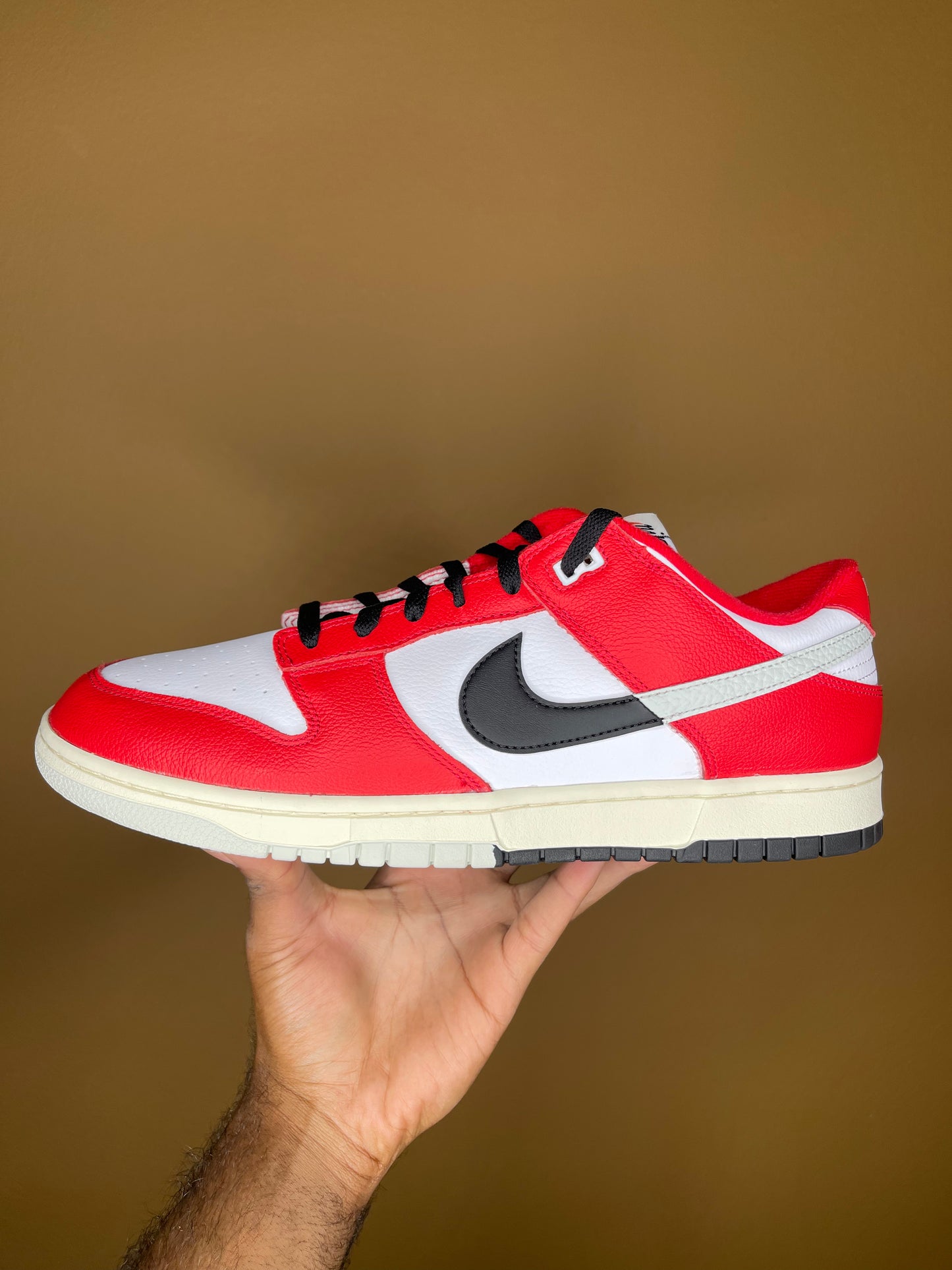 DUNK LOW 'SPLIT - CHICAGO'