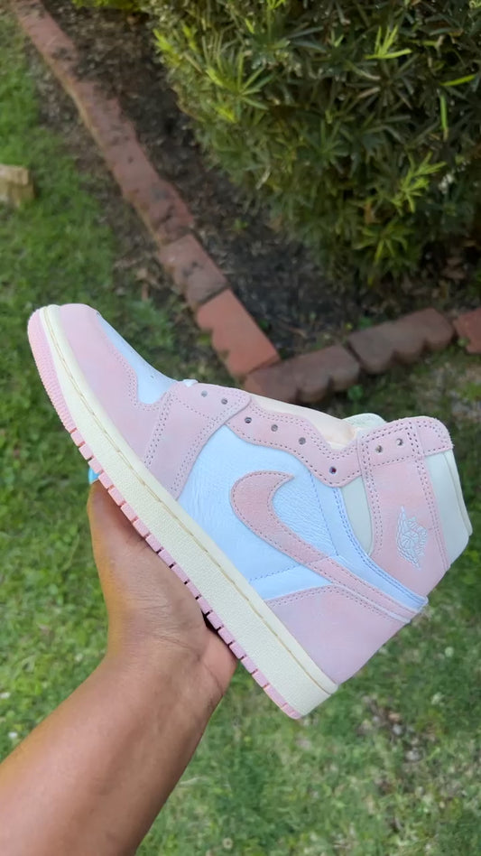 WMNS AIR JORDAN 1 RETRO HIGH OG 'WASHED PINK'