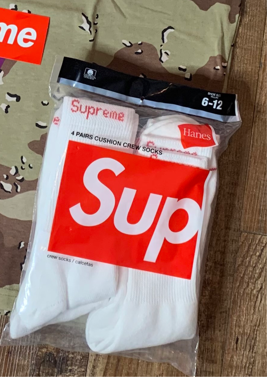 Supreme Hanes White Socks