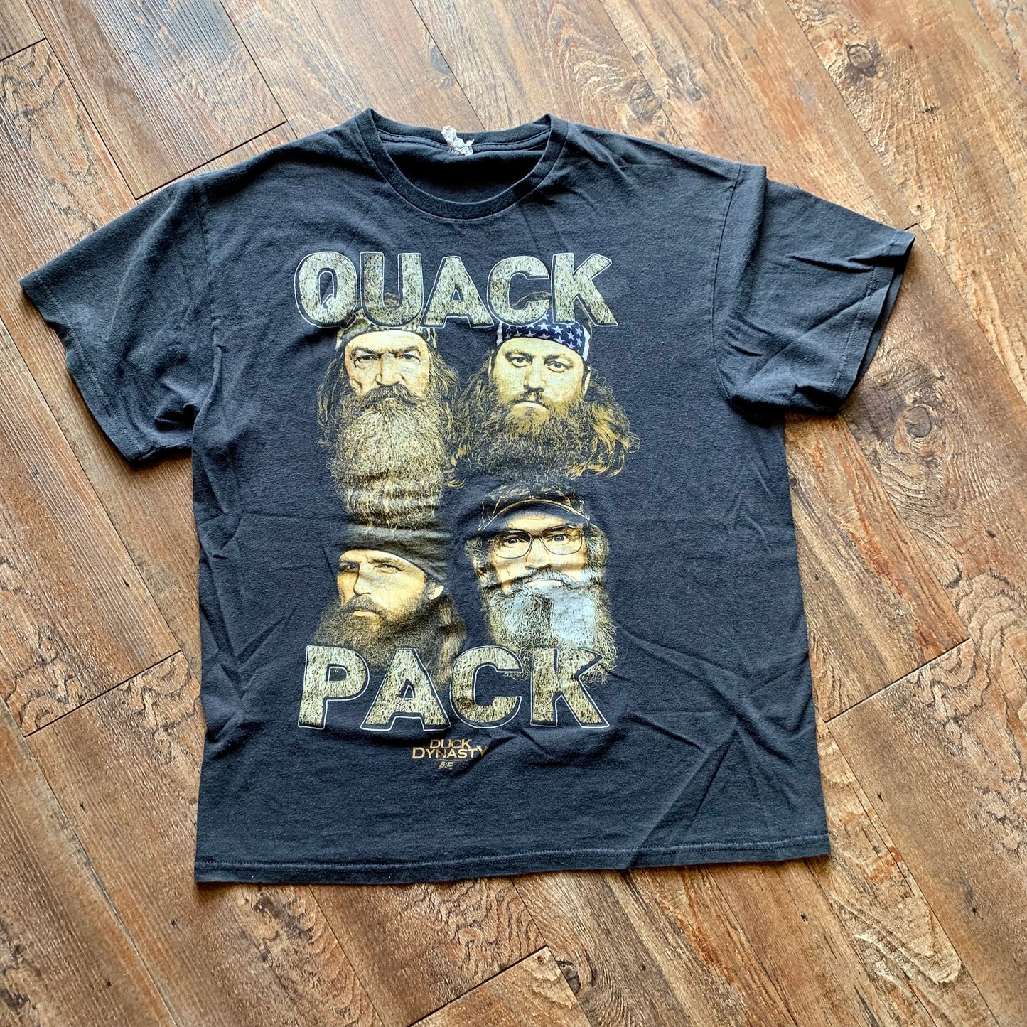 Duck Dynasty 2012 faded vintage retro t-shirt