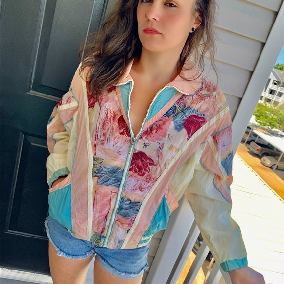 Vintage retro 90's floral windbreaker jacket