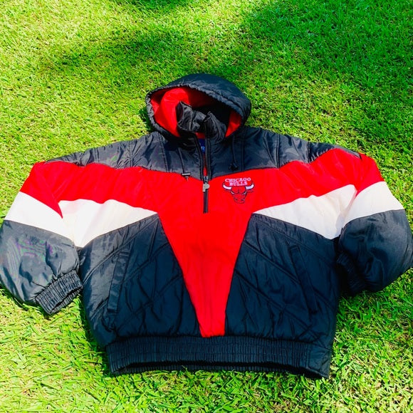 Vintage 90s Proplayer Chicago Bulls NBA jacket